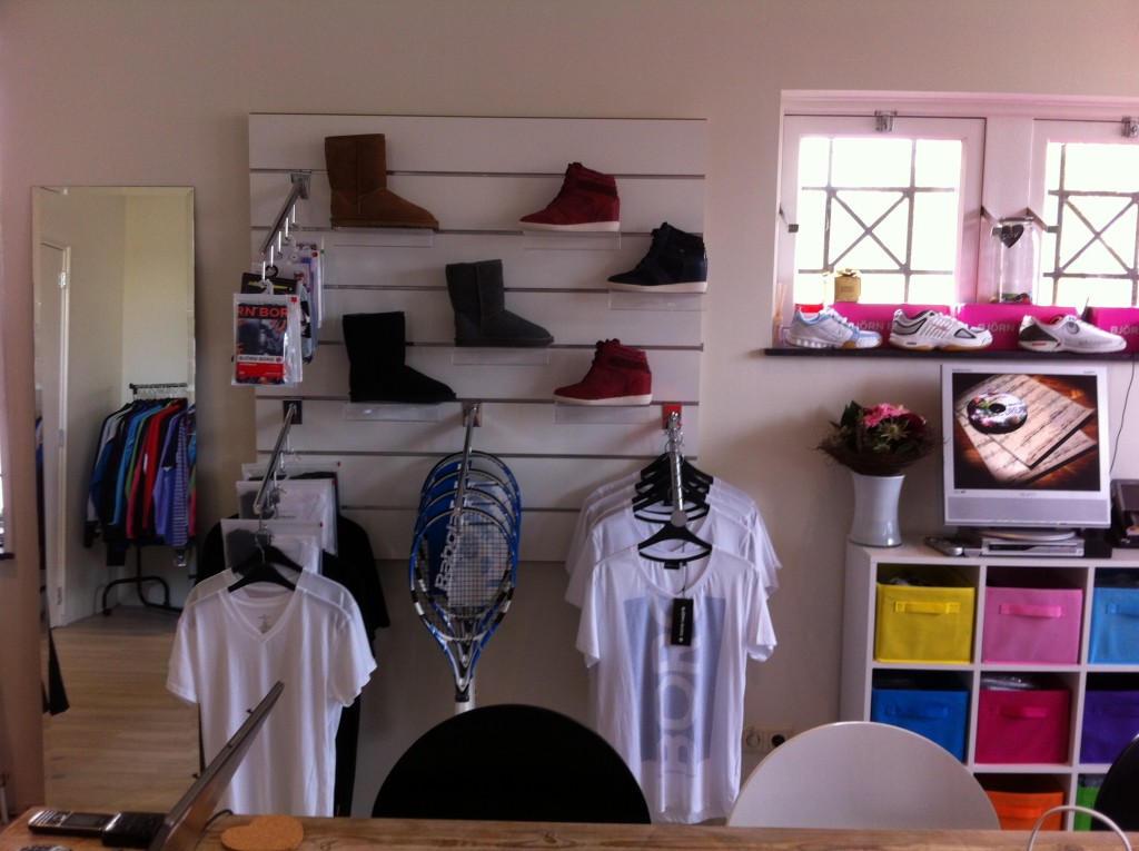 Showroom 2